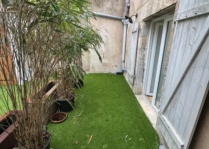 Apartment Colours Plein Coeur De Poitiers